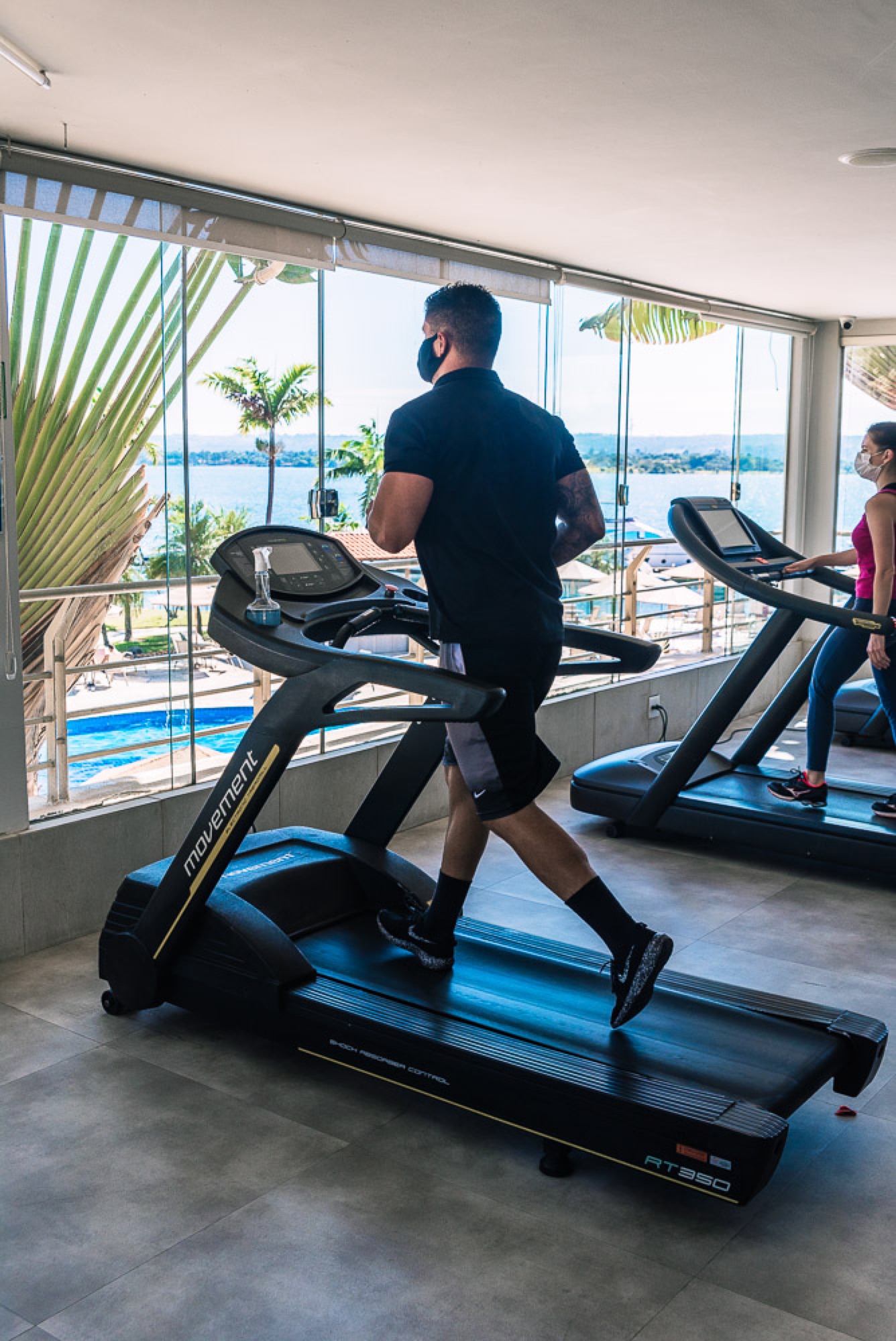 Cardio na academia do Lake Side