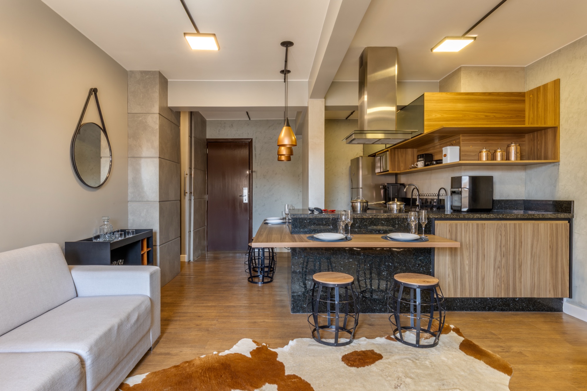 Studio do Lake Side — sala e cozinha