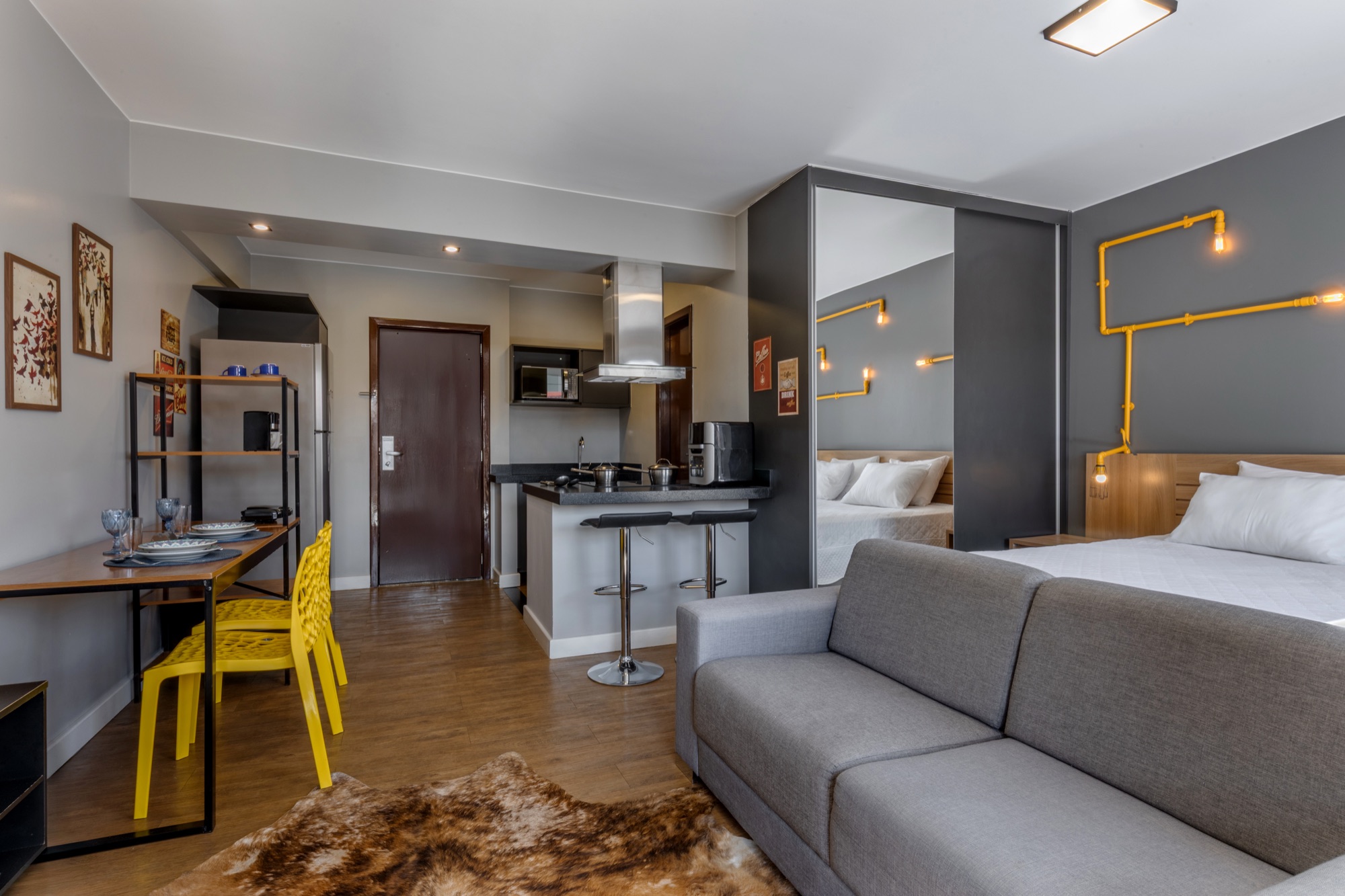 Sala com varanda do Lake Side