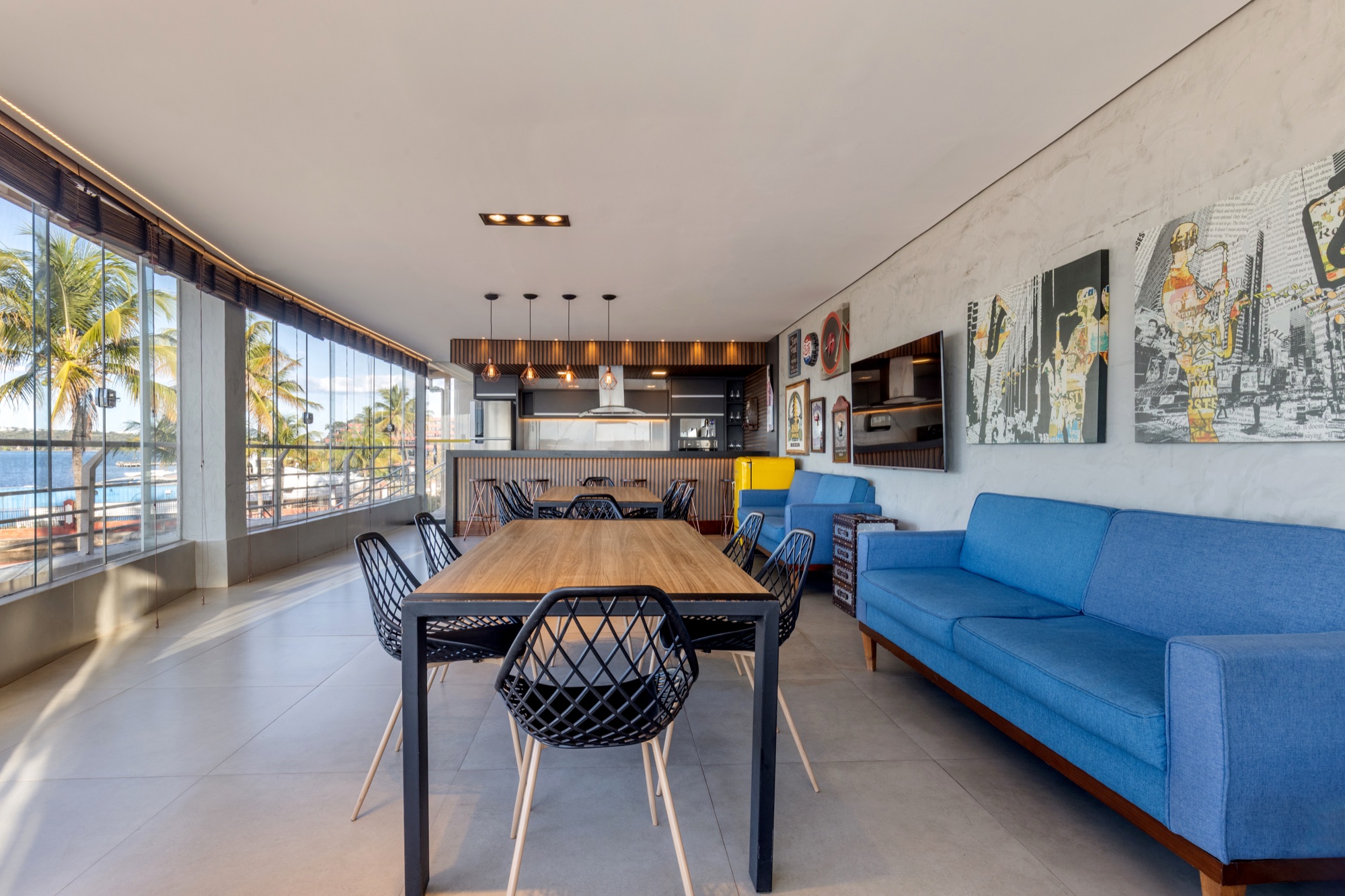 Área gourmet com vista para o lago