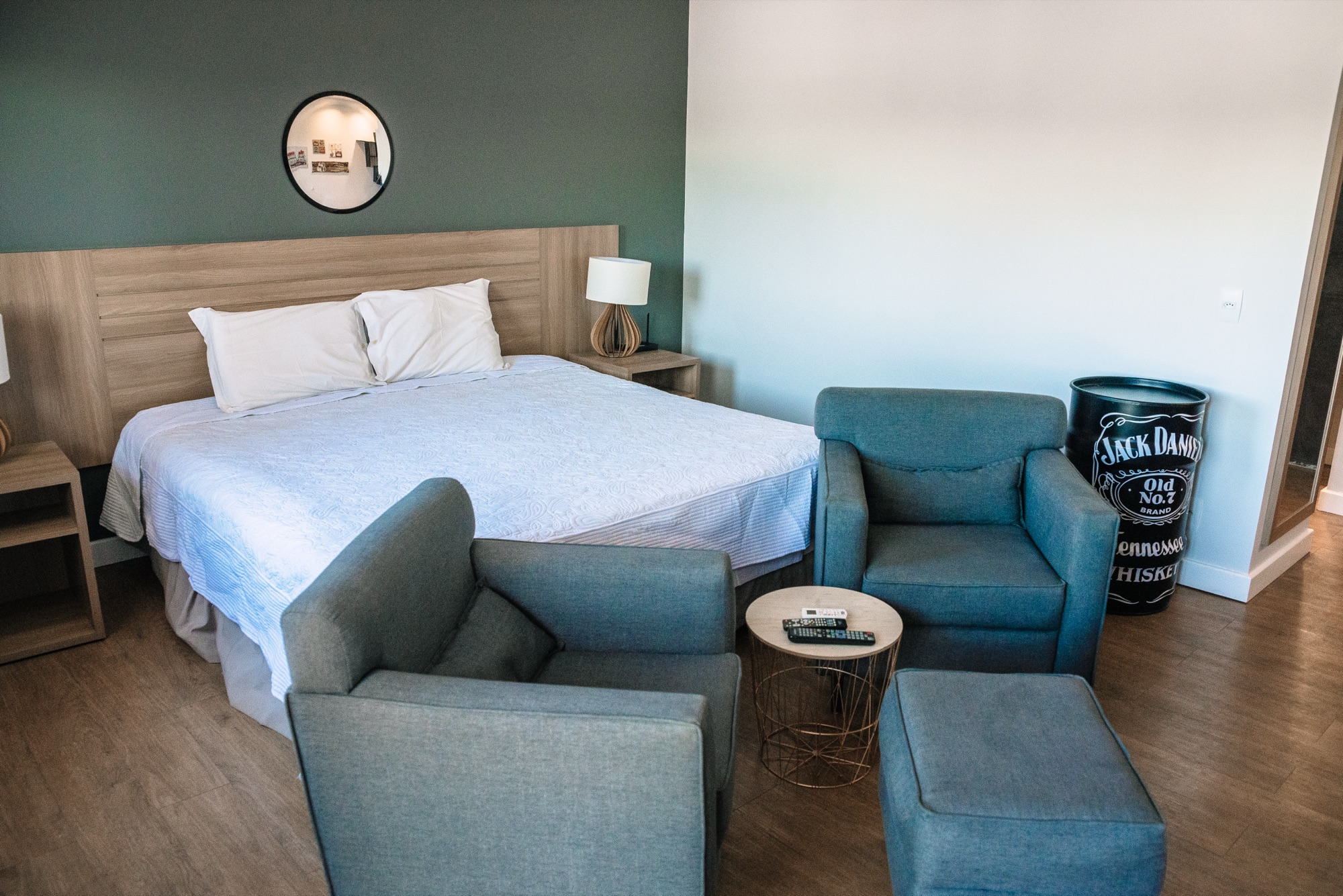 Quarto casal contemporâneo